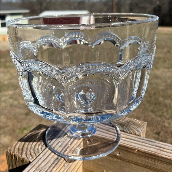 Brunch Large Clear Glass Footed Serving Bowl Dessert, Layered Casserole Dish - Picture 11 of 16